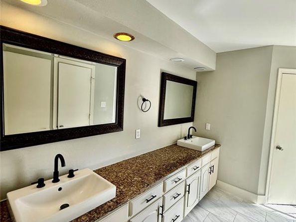 2015  Wimbledon Drive , Arlington Texas 76017