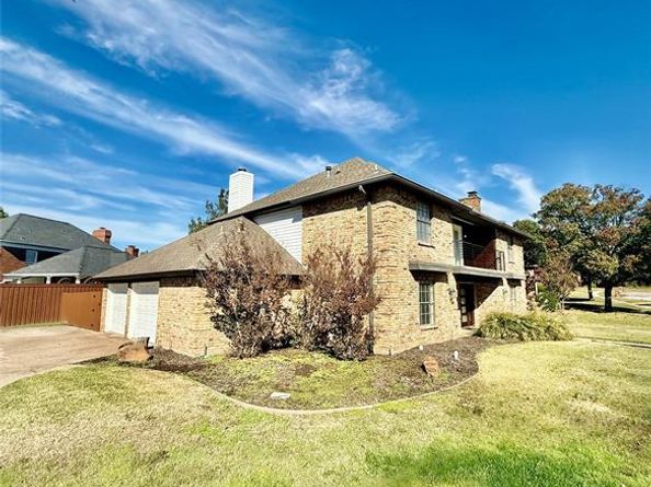 2015  Wimbledon Drive , Arlington Texas 76017