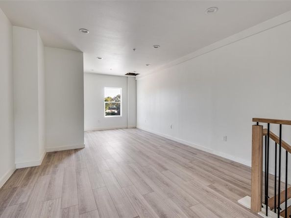 512 S Oconnor Road , Irving Texas 75060