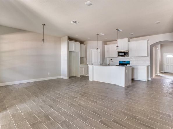 5520  Goodman Avenue , Fort Worth Texas 76107