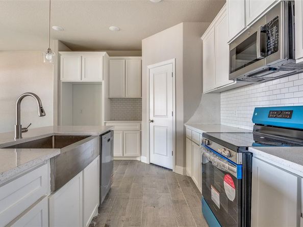 5520  Goodman Avenue , Fort Worth Texas 76107