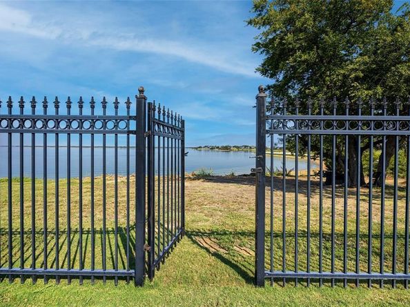 7736  Castlebridge  , The Colony Texas 75056