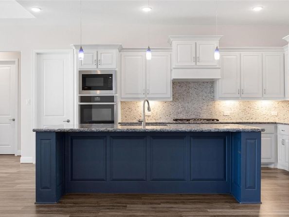 7736  Castlebridge  , The Colony Texas 75056