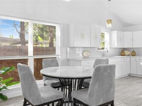 9005  La Prada Drive , Dallas Texas 75228