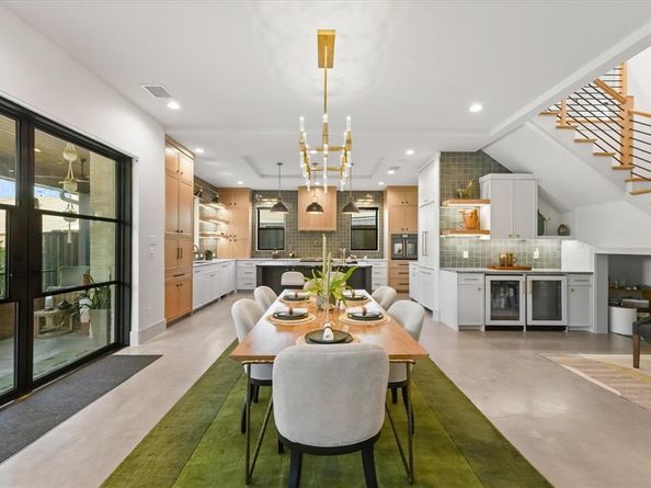 2637  Dixiana Drive , Farmers Branch Texas 75234