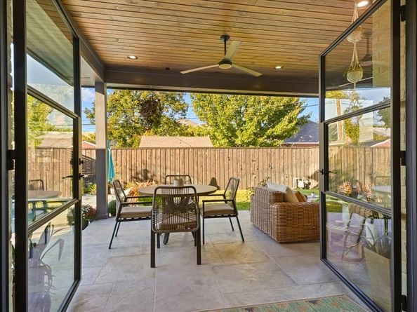 2637  Dixiana Drive , Farmers Branch Texas 75234