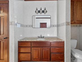 3532 W Jefferson Boulevard , Dallas Texas 75211