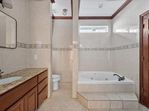 3532 W Jefferson Boulevard , Dallas Texas 75211