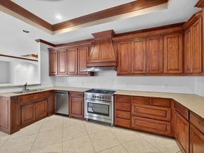 3532 W Jefferson Boulevard , Dallas Texas 75211