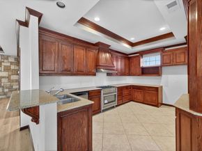 3532 W Jefferson Boulevard , Dallas Texas 75211