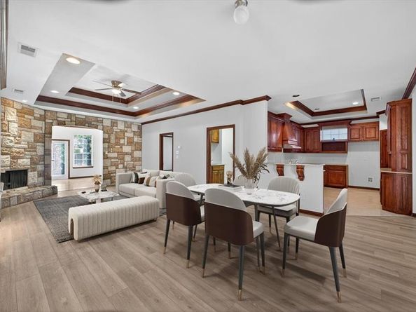 3532 W Jefferson Boulevard , Dallas Texas 75211