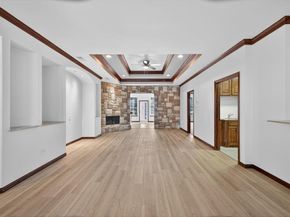 3532 W Jefferson Boulevard , Dallas Texas 75211