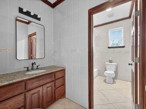 3532 W Jefferson Boulevard , Dallas Texas 75211