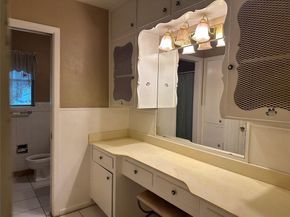 532  Plainview Drive , Hurst Texas 76054