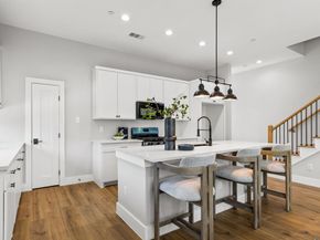 4709  Virginia Avenue  3, Dallas Texas 75204