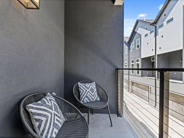 4709  Virginia Avenue  3, Dallas Texas 75204