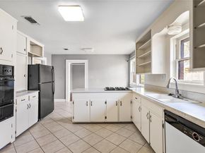 2711  Greene Avenue , Fort Worth Texas 76109