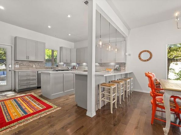 6121  Sharon Road , Fort Worth Texas 76116