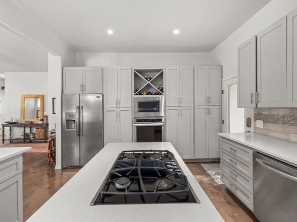 6121  Sharon Road , Fort Worth Texas 76116