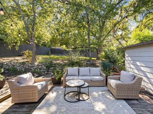 6121  Sharon Road , Fort Worth Texas 76116