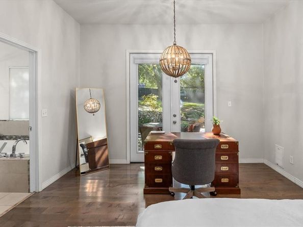 6121  Sharon Road , Fort Worth Texas 76116