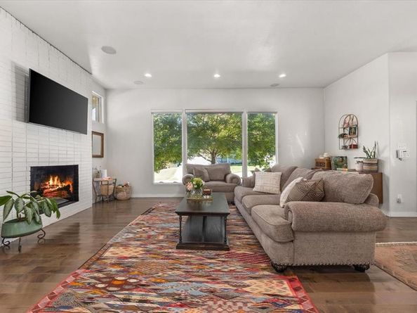 6121  Sharon Road , Fort Worth Texas 76116