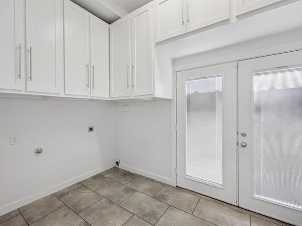 9918  Coldwater Circle , Dallas Texas 75228