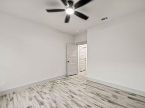 3707 N Elm Street , Fort Worth Texas 76106