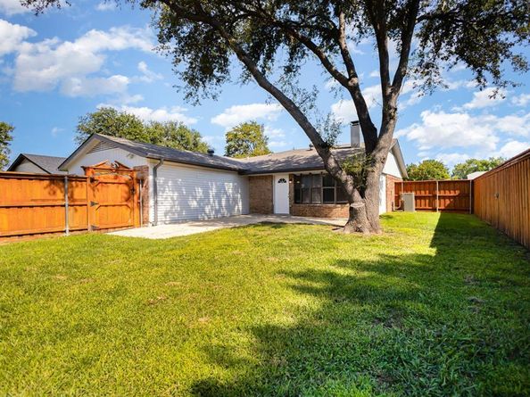 4059  Lonesome Trail , Plano Texas 75023