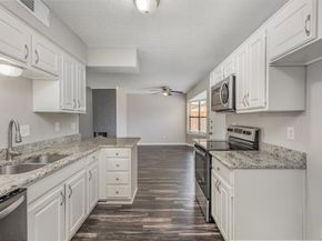 4059  Lonesome Trail , Plano Texas 75023