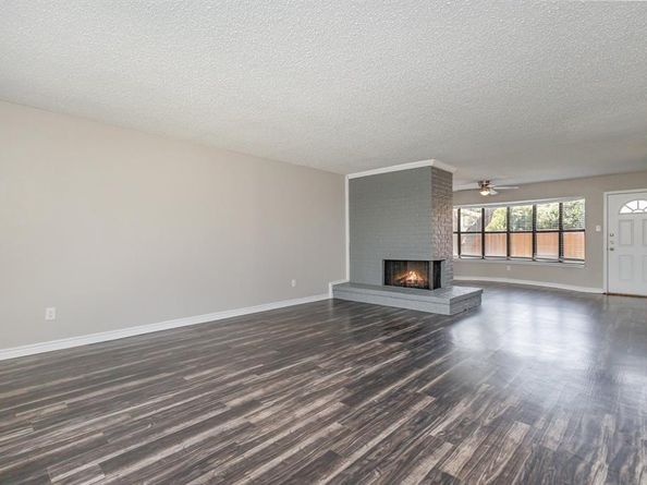 4059  Lonesome Trail , Plano Texas 75023