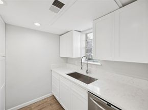 5881  Preston View Boulevard  131, Dallas Texas 75240