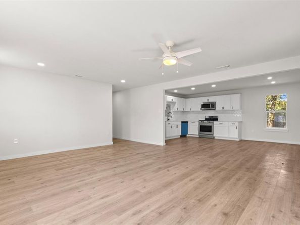 9625  Homeplace Drive , Dallas Texas 75217