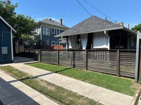 1951  College Avenue , Fort Worth Texas 76110