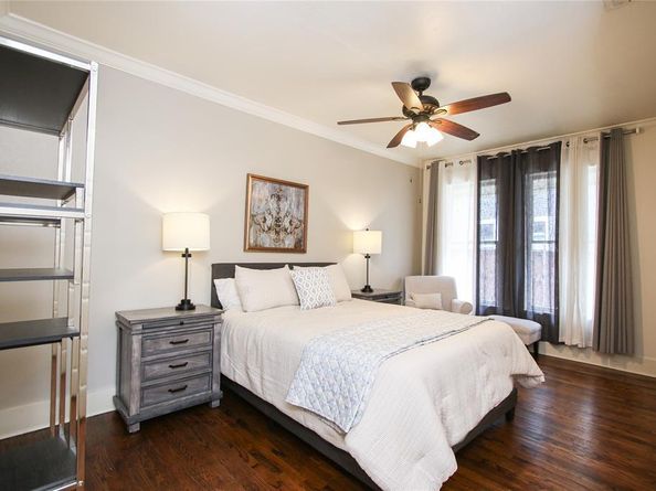 1951  College Avenue , Fort Worth Texas 76110