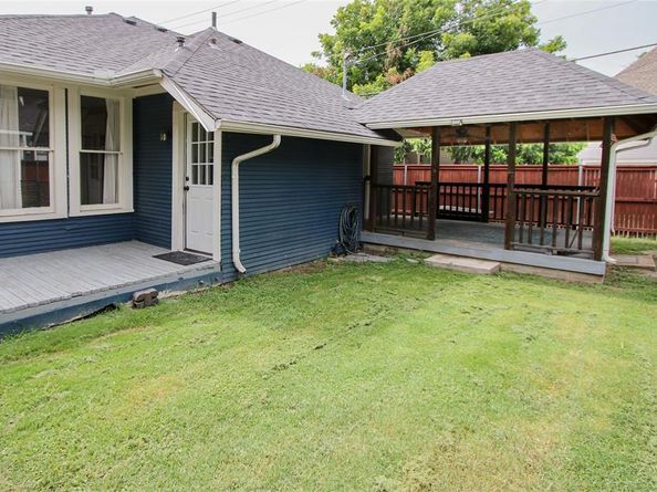 1951  College Avenue , Fort Worth Texas 76110