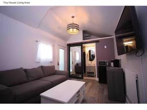 1951  College Avenue , Fort Worth Texas 76110