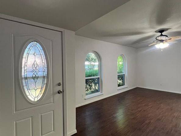 2710  Branch Oaks Drive , Garland Texas 75043
