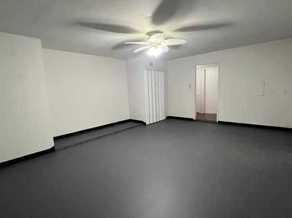 2710  Branch Oaks Drive , Garland Texas 75043