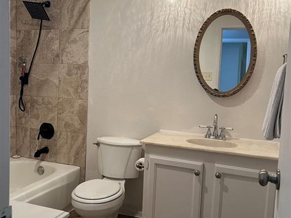 2710  Branch Oaks Drive , Garland Texas 75043
