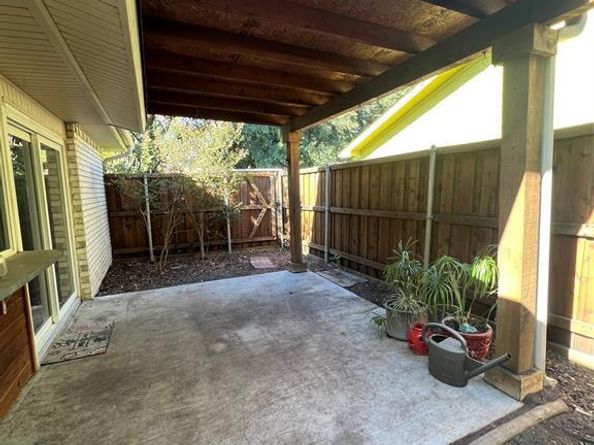 2710  Branch Oaks Drive , Garland Texas 75043
