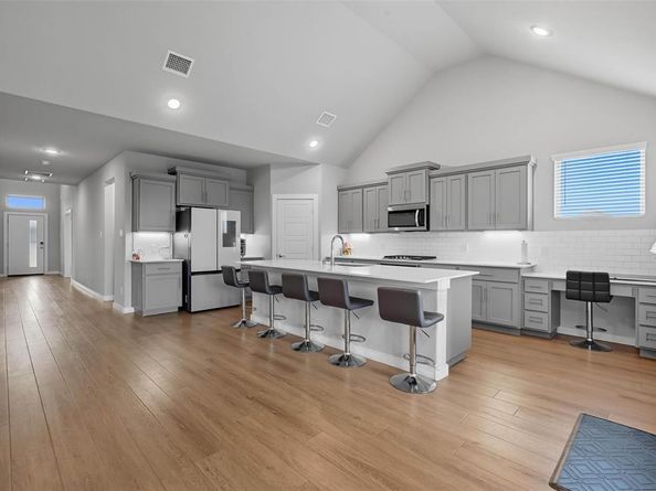 2401  Mankato Drive , Fort Worth Texas 76179