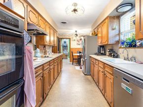 2015  Woods Drive , Arlington Texas 76010