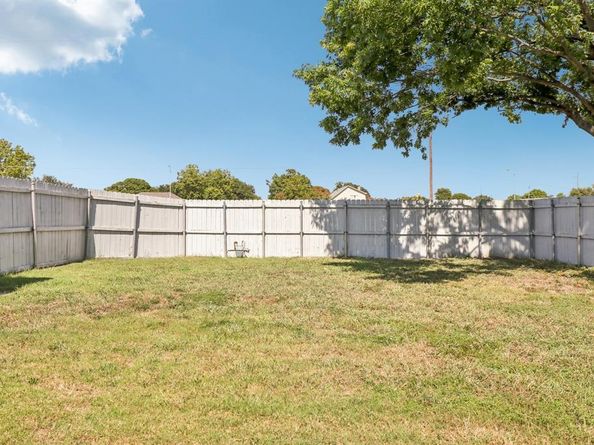 1007  HILLSDALE Drive , Richardson Texas 75081