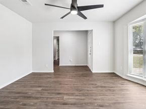 1007  HILLSDALE Drive , Richardson Texas 75081