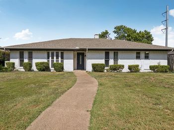 1007  HILLSDALE Drive 