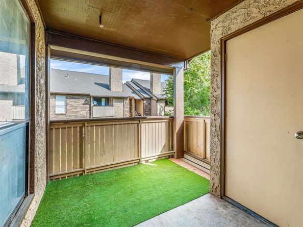 1204  Harwell Drive  2124, Arlington Texas 76011