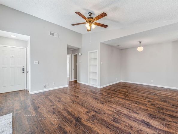 1204  Harwell Drive  2124, Arlington Texas 76011