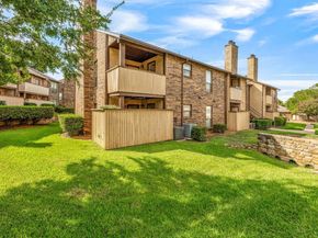 1204  Harwell Drive  2124, Arlington Texas 76011