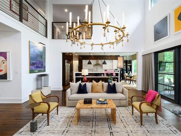 3817  Meadowdale Lane , Dallas Texas 75229